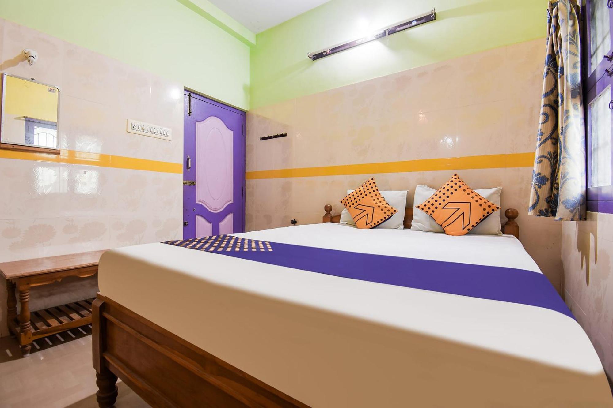 Hotel O K.S.Lodge Tribhuvanam Exterior foto